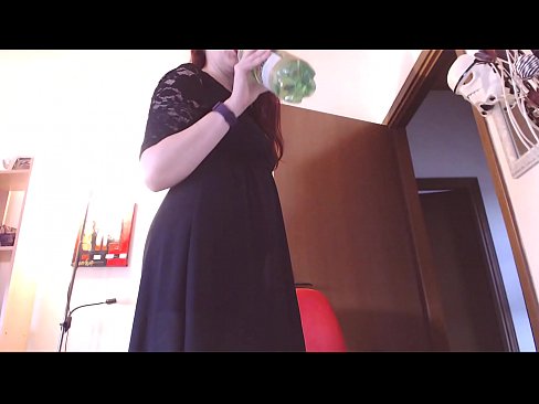 ❤️ Un esclau sotmès a qui li encanten les calces brutes i delicioses es veu obligat a masturbar-se després de veure aquest vídeo! ️ Porno a nosaltres ﹏