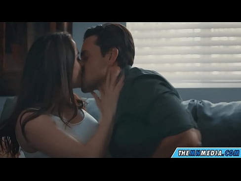 ❤️ Sexe romàntic amb una bona mare tetona ️ Porno a nosaltres ﹏