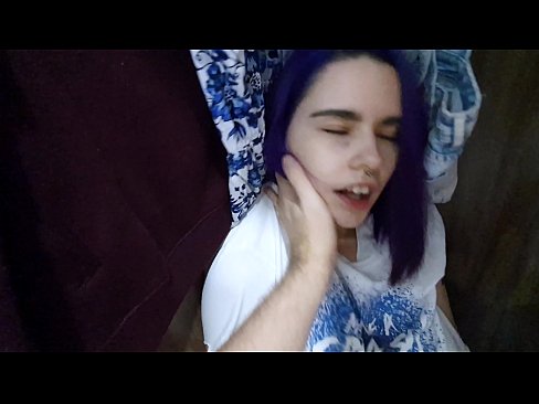 ❤️ Vaig trobar la meva germana a l'armari i la vaig ajudar a correr-se ️ Porno a nosaltres ﹏